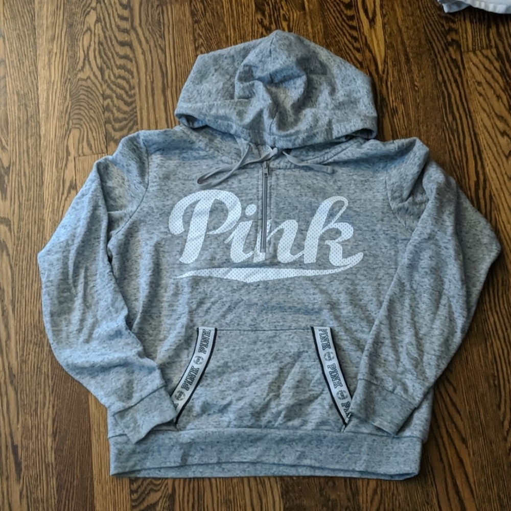 Hooded sweatshirt